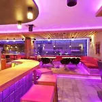 Domek letniskowy Partyhouse Harakiri Different 60 Seconds To Mountains! Free Parking! Self Check-in