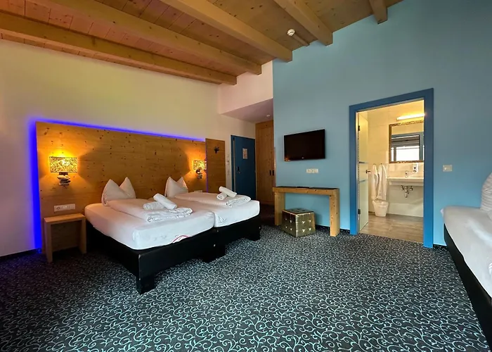 Partyhouse Harakiri Different 60 Seconds To Mountains! Free Parking! Self Check-in Lodge *