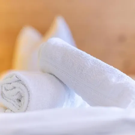 Partyhouse Harakiri Different 60 Seconds To Mountains! Free Parking! Self Check-in Lodge