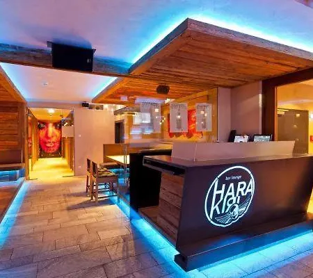 Partyhouse Harakiri Different 60 Seconds To Mountains! Free Parking! Self Check-in Alojamento de Turismo Selvagem Mayrhofen