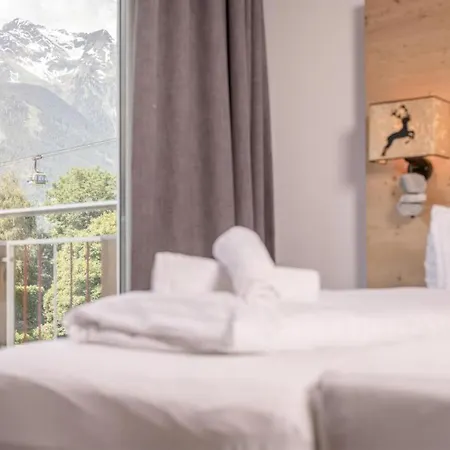Partyhouse Harakiri Different 60 Seconds To Mountains! Free Parking! Self Check-in Alojamento de Turismo Selvagem