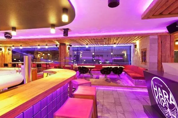 Orman Evi Partyhouse Harakiri Different 60 Seconds To Mountains! Free Parking! Self Check-in