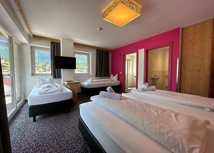 Partyhouse Harakiri Different 60 Seconds To Mountains! Free Parking! Self Check-in Orman Evi